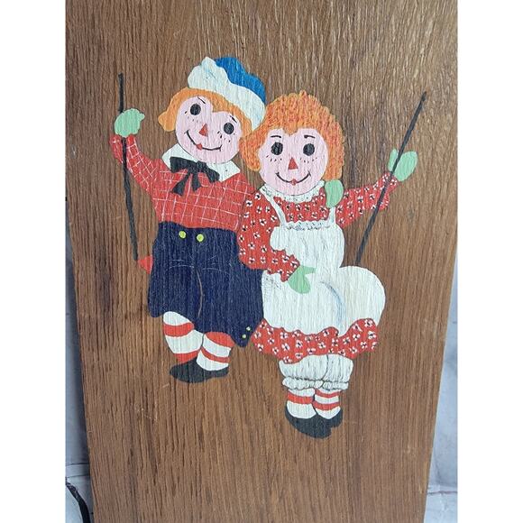 Vintage Raggedy Ann and Andy Wooden Wall Plaque Picture Anne Wood 70s Hanging - Picture 3 of 7